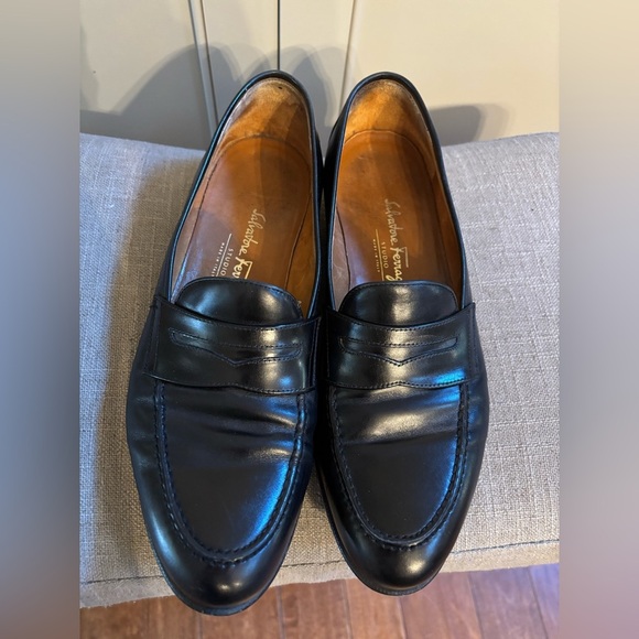 Salvatore Ferragamo Classic Black Leather Loafers Men’s Sz 9.5 main image 4